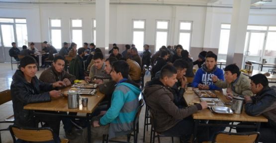 Şemdinli'de 38 Suriyeli Yakalandı