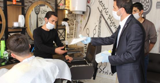 Şemdinli'de berber, kuaför ve güzellik salonları açıldı