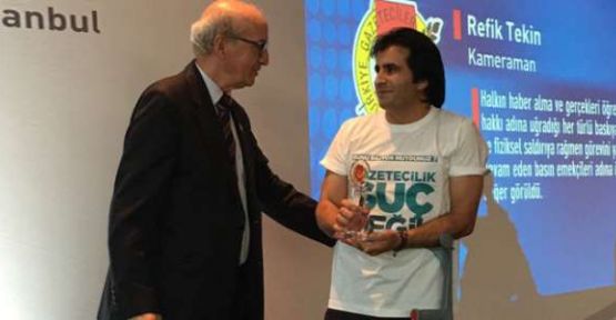 Şemdinlili gazeteci Refik Tekin, ödülünü Rohat Aktaş'a adadı