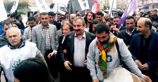 Sırrı Süreyya Önder'den, Bozdağ ve Balbay’a yanıt