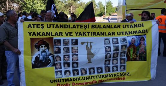 Sivas'ta binlerce kişi 33 canı anmak için toplandı