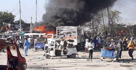 Somali'de bomba yüklü araçla saldırı.. 100 ölü