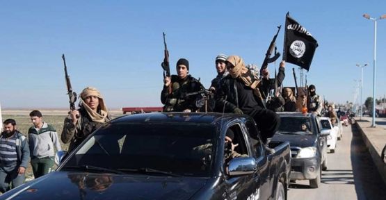 Suriye ordusu, IŞİD'in kaçak petrol hattını hedef alıyor