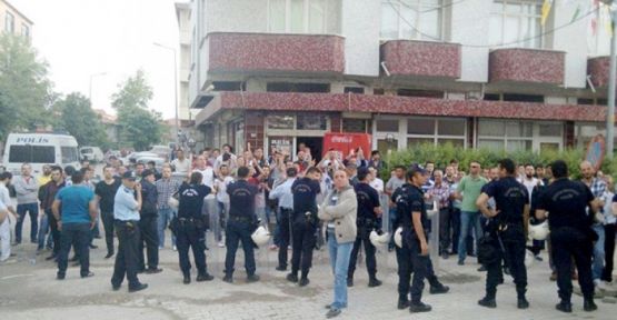 Tekirdağ'da HDP seçim bürosuna saldırı girişimi