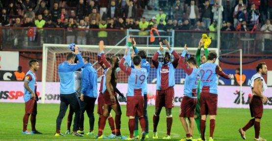 Trabzonspor gruptan çıkmayı garantiledi