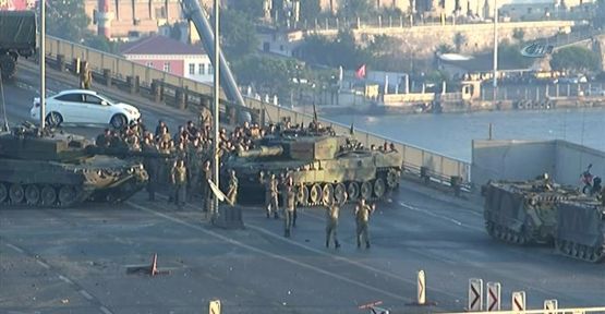 'Türkiye'de yeni darbe konuşuluyor'