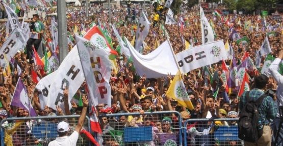 Urfa'da yüz bini aşkın kişi HDP mitinginde buluştu