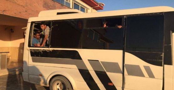 Van'da bir otobüste 65 mülteci