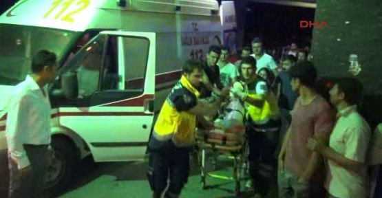 Van'da jandarma karakoluna bomba yüklü araçla saldırı