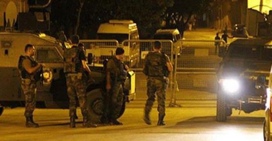 Van'da zırhlı polis aracına roketatarlı saldırı