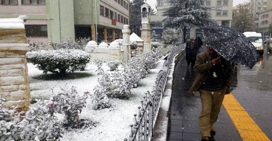 Yılın ilk kar tatili Niğde'de