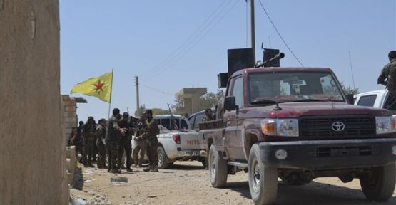 YPG / YPJ'liler Recman Xerbi köyünü özgürleştirdi