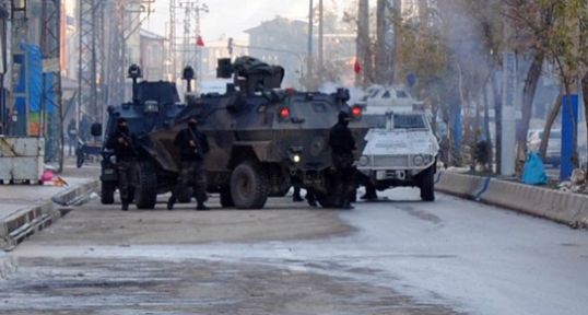 Yüksekova'da 3 Kişi Gözaltına Alındı