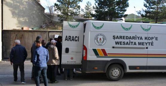 Yüksekova'da hayatını kaybeden 12 kişinin cenazesi Erzurum'da defnedildi