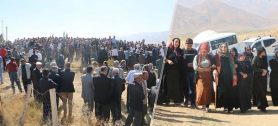 Yüksekova'da kazada vefat eden 3 kişi, toprağa verildi