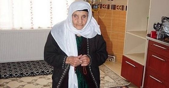 Yüksekova'nın en yaşlı insanı Zezi Ağırbaş hayatını kaybetti