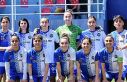 Yüksekova Kadın Futbol Takımı 1. Lige yükselmeyi...