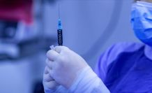 Almanya'da korona aşısı şikayetlerine tazminat: Binlerce dilekçe sırada