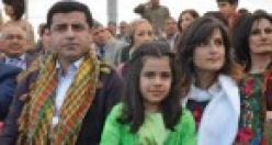 Fotoğraflarla Diyarbakır'daki tarihi Newroz