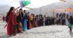 Şemdinli'de Dünya Kadınlar Günü Coşkuyla Kutlandı