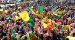 Şemdinli'de Coşkulu Newroz