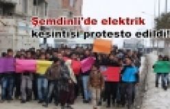 Şemdinli'de elektrik kesintisi protesto edildi