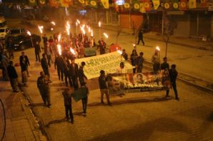 Şemdinli'de meşaleli yürüyüş