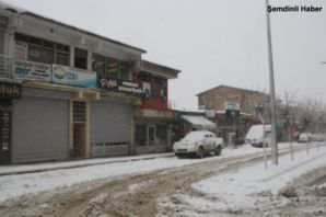 Şemdinli - Yüksekova karayolu ulaşıma kapandı