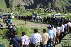 Şemdinli'de 'Demokrasi ve Zafer Şenliği'