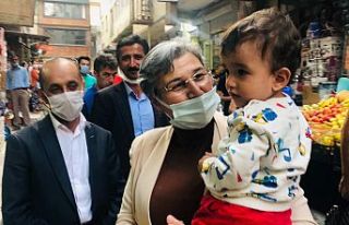 Eski HDP Hakkari Milletvekili Leyla Güven serbest...