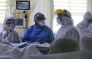 Salgında son 24 saat: 1427 yeni vaka, 68 vefat