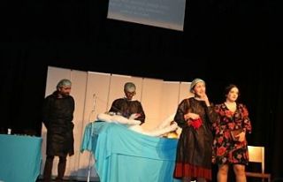 CHP, Soylu'ya Kürtçe oyun yasağını sordu