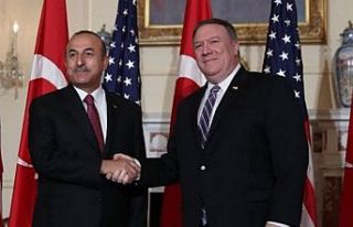 Bloomberg: Pompeo Çavuşoğlu'na 'Görüşmek...