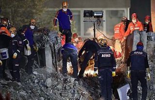 İzmir depreminde can kaybı 102'ye yükseldi