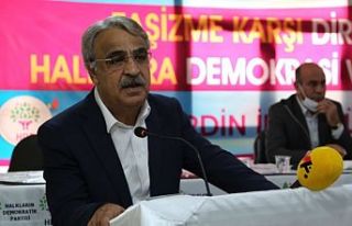 Mithat Sancar: Kürt sorununu şiddetle çözmeye...
