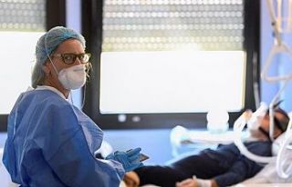 Bir günde 229 kişi koronadan öldü