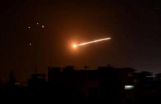 İsrail Suriye'ye yine hava saldırısı düzenledi