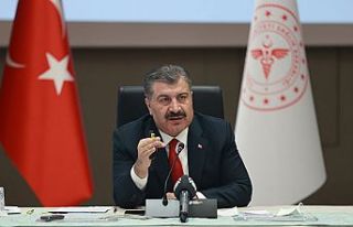 Sağlık Bakanı Fahrettin Koca, koronavirüs ile...