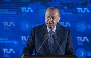 Erdoğan: 2023'te Ay'a gideceğiz