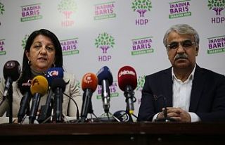 Buldan: HDP kendini feshederse dava düşer diyenler...