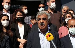 HDP Eş Genel Başkanı Mithat Sancar Şemdinli'de