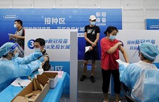 Çin'de aşı olmayanlar hastanelere ve okullara...