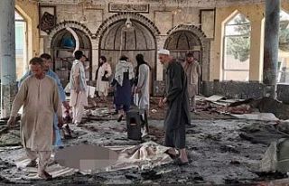 Afganistan'da Şii camisine saldırı: 32 ölü,...