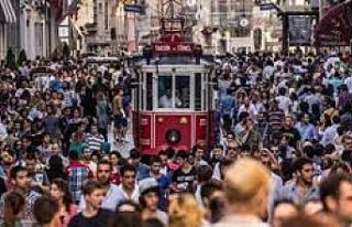 İstanbul Valiliği: Kentte 1 milyon 305 bin yabancı...