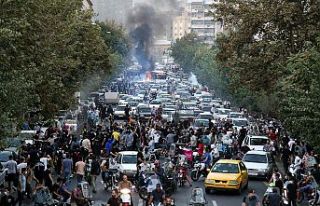 İran'da Mahsa Amini protestoları sürüyor:...