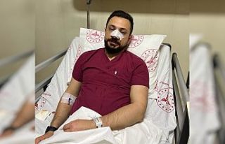 Acil serviste doktora saldırı: Burnu kırıldı