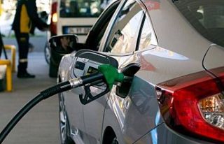 Benzine zam bekleniyor