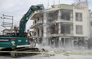 Baro itiraz etti: Osmaniye’de ağır hasarlı binaların...