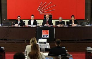 CHP'de beş saatlik Parti Meclisi toplantısından...