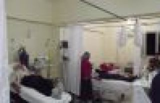 40 kişi taziye yemeğinden zehirlendi!